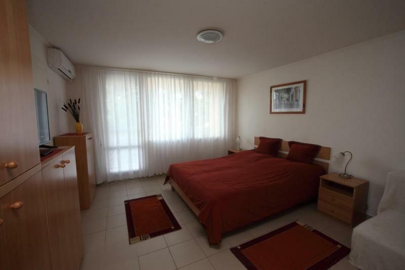 Siesta Apartmanhaz Balatonfuered Exteriör bild